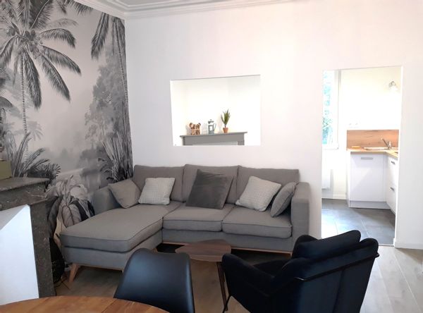 Appartement pour 4 personnes, 2 chambres, centre ville avec jardin.