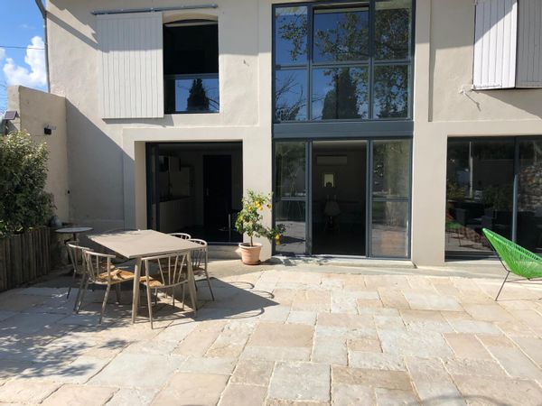 “Maison de charme au coeur des vignes.