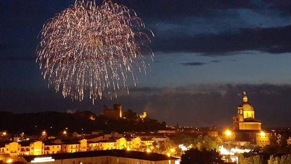 Strategico a 12km dal Lago di Garda, Brescia, Bergamo, Milano, Verona, Venezia, Italia