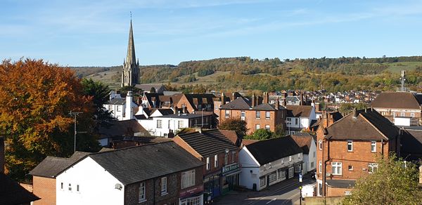 Spacious flat in Dorking (Surrey), 1hr from London, Looking for Xmas and NY exchange