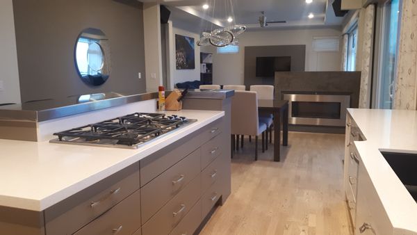 Spectacular lake view luxury home with pool in Kelowna's wine country