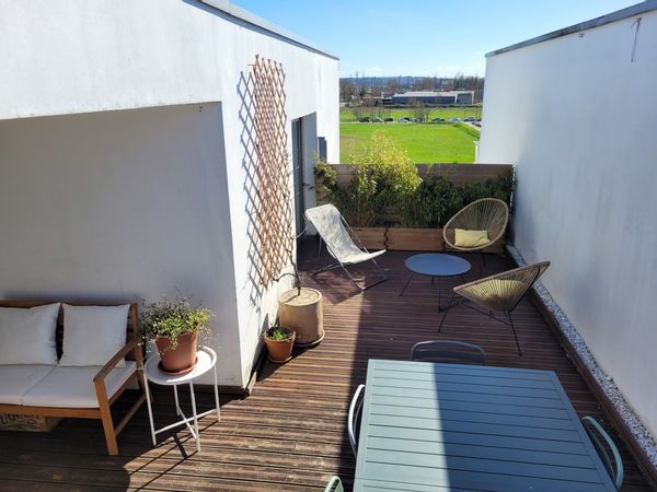 Duplex lumineux avec grande terrasse