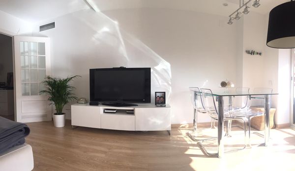 Rosa & Ricard Apartment