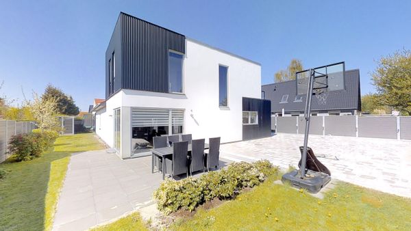 Ievas hus