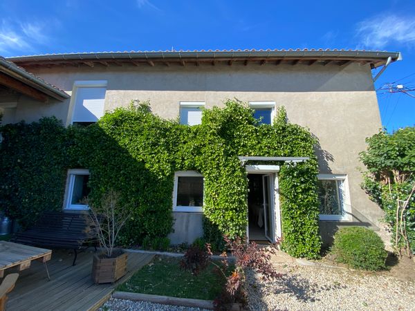 Maison de campagne près de Montarcher