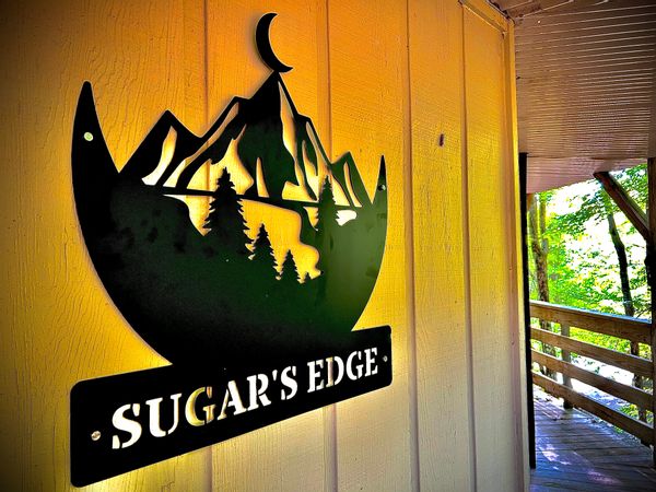 Sugar's Edge Luxury Treehouse in the Heart of the North Carolina Appalachian Mountains