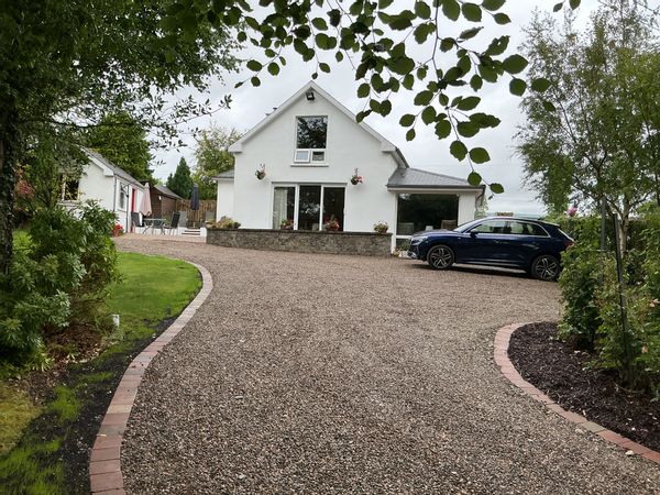 Enda's house