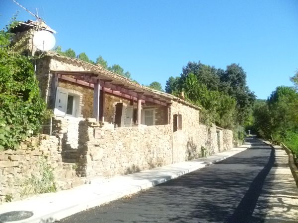 Mirabeau maison 4 personnes au calme dans  le parc national des cevennes