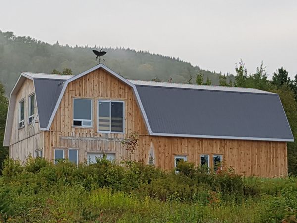 Home in Les Éboulements