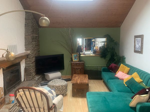 Large House in heart of French coastal town, near to multiple beaches and beautiful biking trails.
