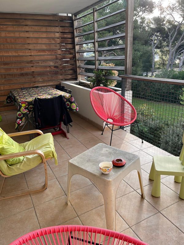 Appartement, avec les calanques pour jardin...