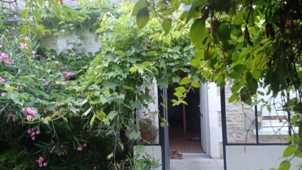 Roxane, Moïse & familys hus