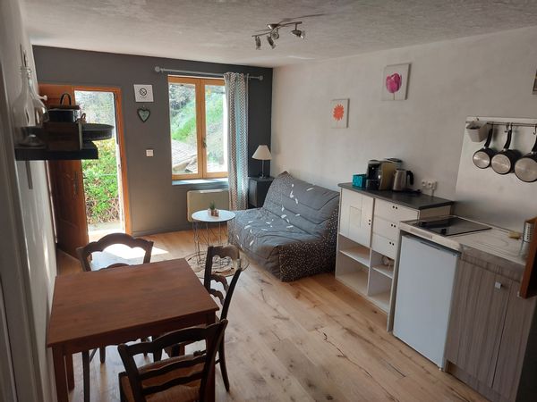 Charmant logement au calme  au cœur du beaujolais vert