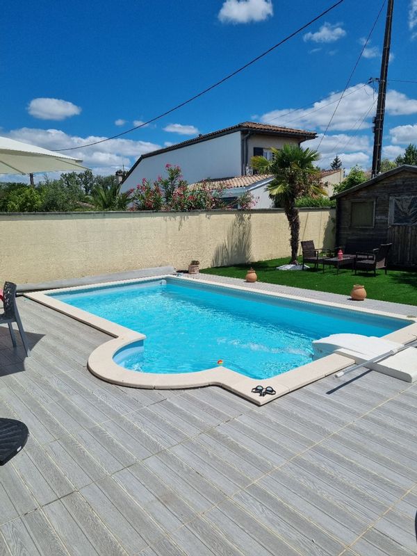 La maison de Olivier et laetitia à bruges bordeaux , nous vous proposons une des chambres chez l hab