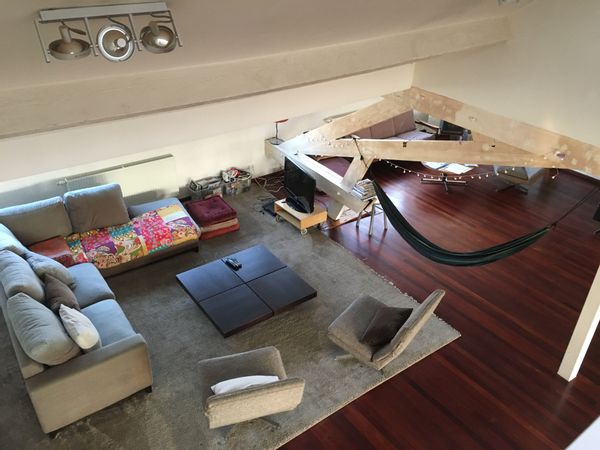 Loft plein de lumière et d'espace  dans quartier très vivant d'Ixelles (Bruxelles)