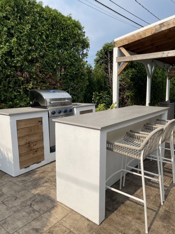 La maison bleue / Entre Montréal et Québec