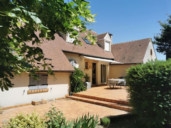 Aline's house