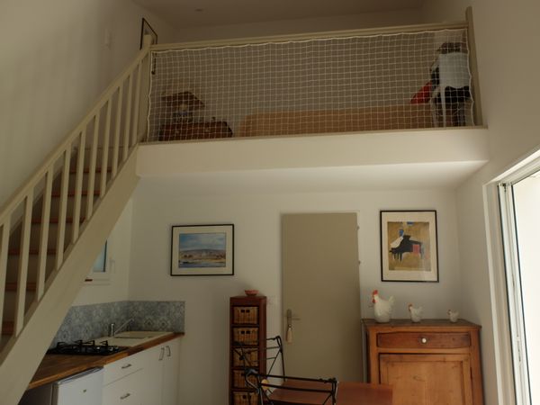 Le studio de Brigitte est mitoyen avec sa résidence principale.