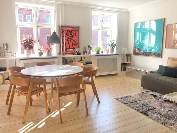 Jonas's house