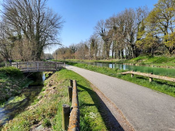 La maison d'Angéline : village paisible aux abords de Reims, à deux pas du vignoble champenois.