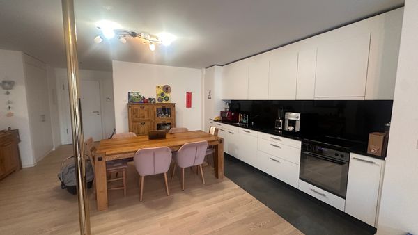 Strategic pied-à-terre