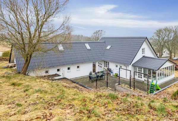 Tastefully decorated modern countryside house with quick access to LEGOLAND, Lalandia, Givskud Zoo