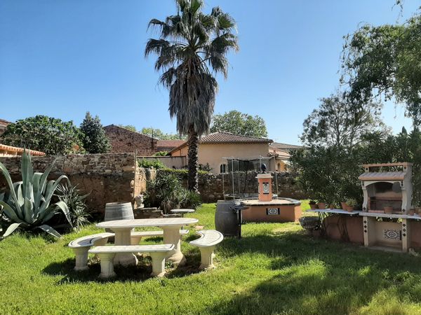 Gite Lotus au calme au cœur du vignoble de Saint Chinian en Languedoc entre mer et montagne