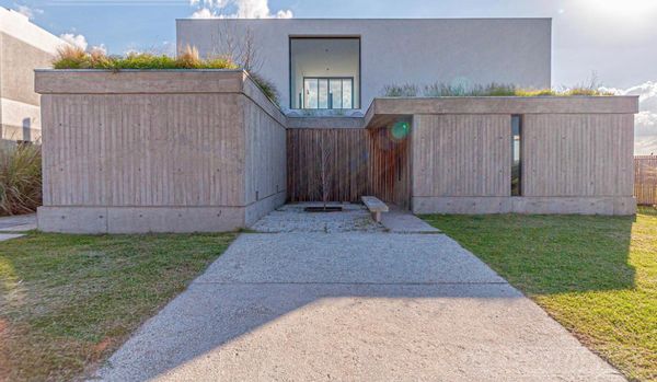 Juan's house