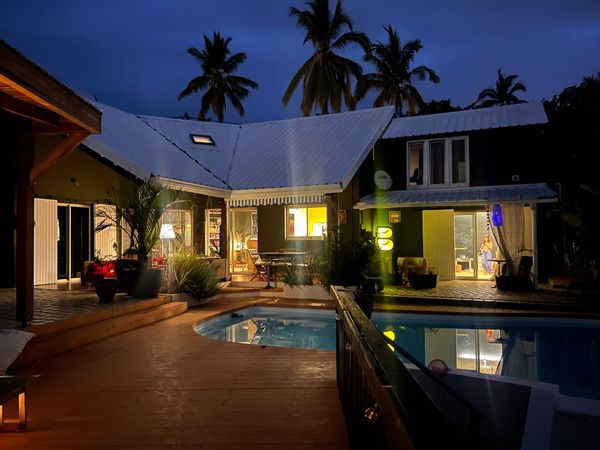 Villa avec piscine et vue mer ouest réunion