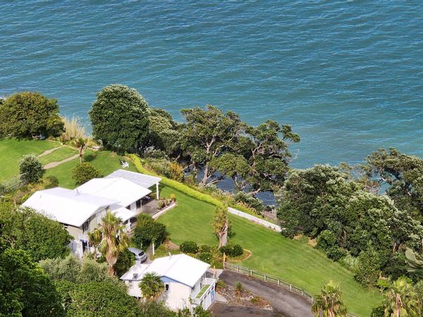 Bronnie and Paul s Haus