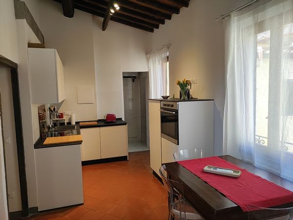 Eric Giulia, Leo & Olivia's house