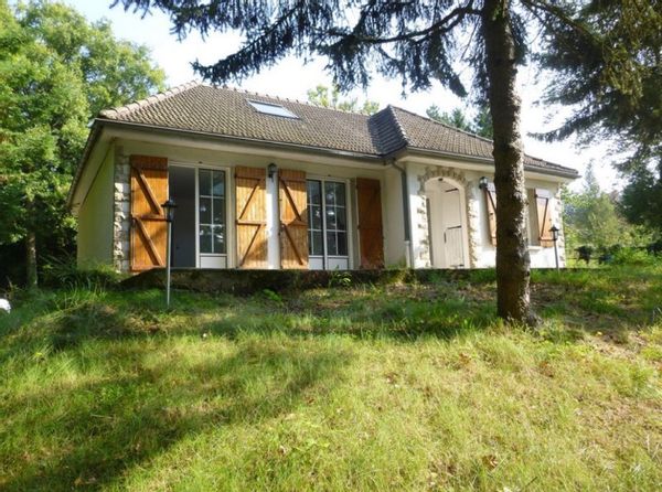 Jolie maison moderne mais typique au coeur du Loiret