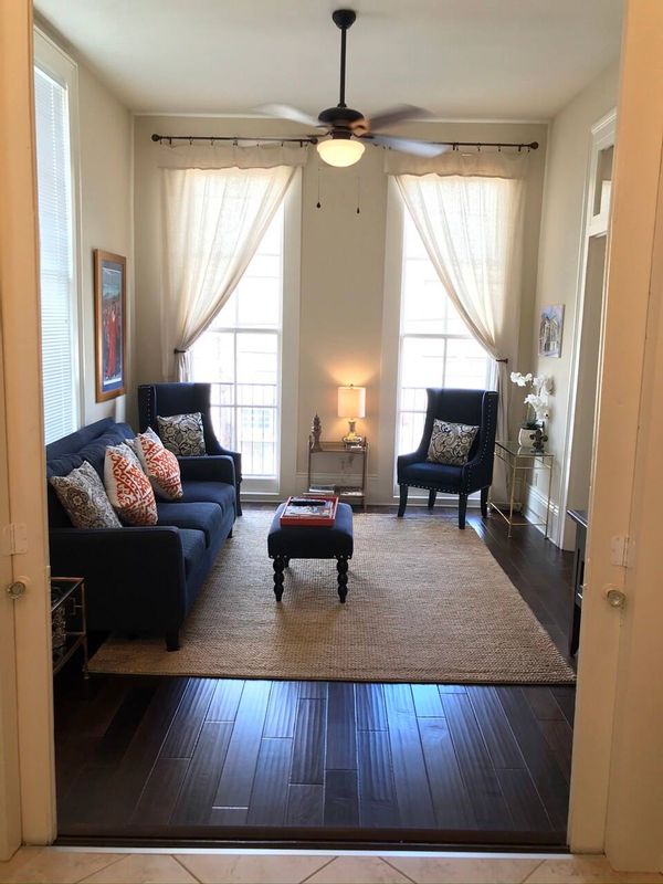 French Quarter Condo with Balcony