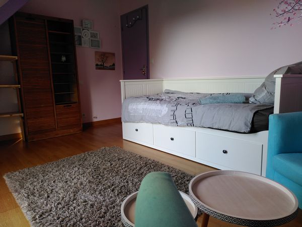 Une chambre d'amis dans une maison près de Rennes