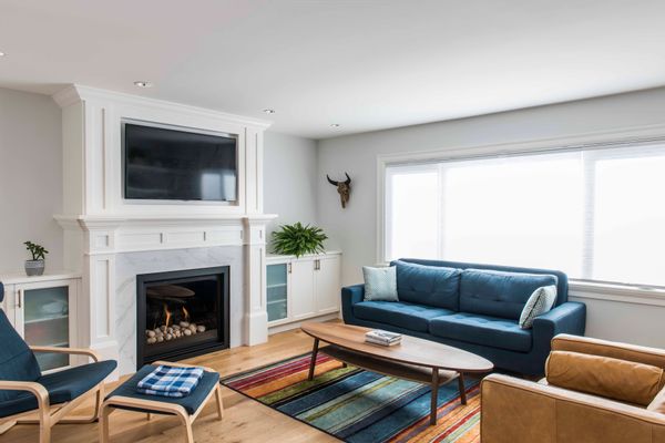 Family-friendly home in fantastic Fairfield neighbourhood, steps from Cook St. Village