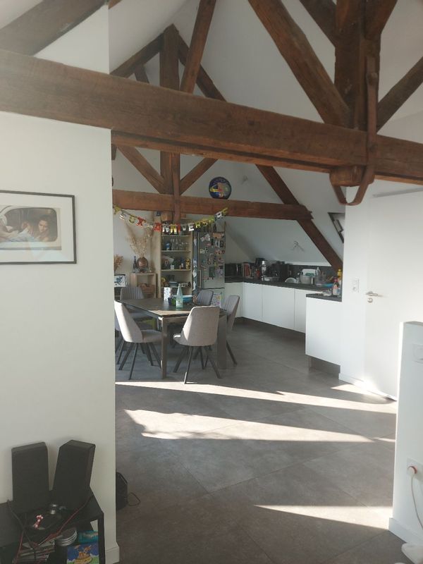 Halte citadine dans les Alpes