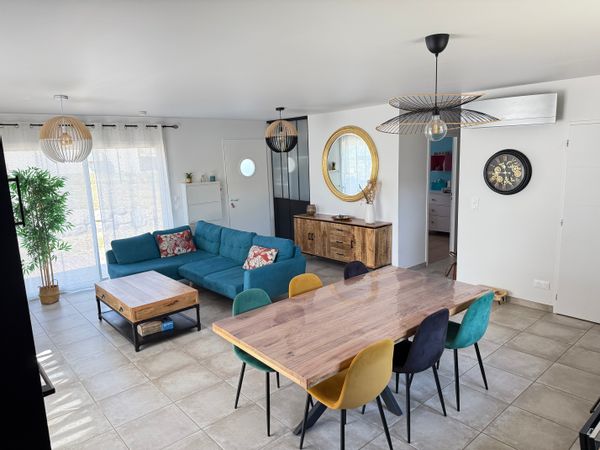 Maison familiale avec piscine privée au cœur de l’Ardèche du Sud