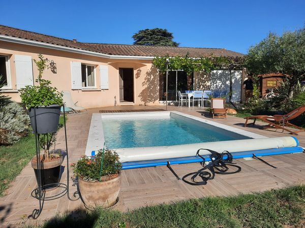 La maison de Caroline au cœur de la terre des Graves - proche tous transports - 30 min de Bordeaux