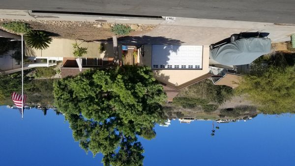 Quiet Private Suburban Home - close to all and to nature