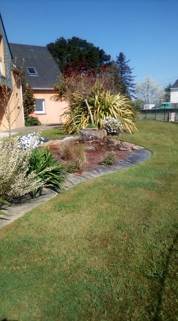 Grande maison avec piscine au bord de la mer