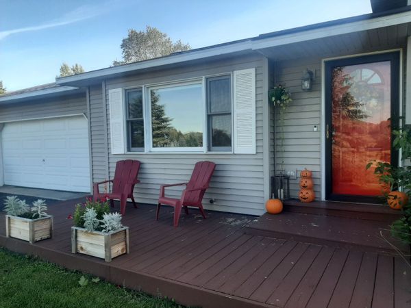 Cozy Traverse City home close to lakes & great for families!