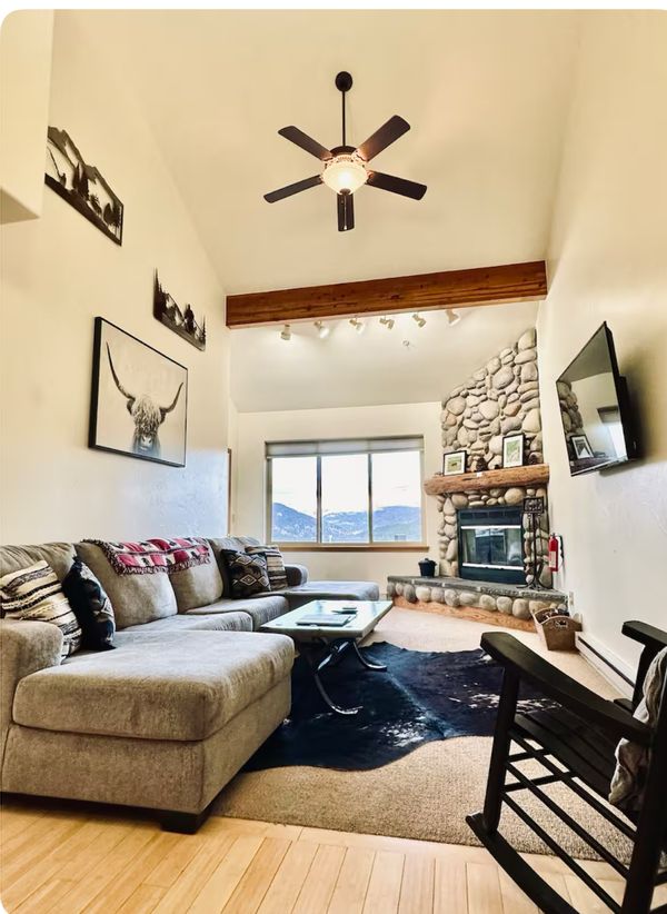 Haven in Big Sky with Hot Tub and Gorgeous Views