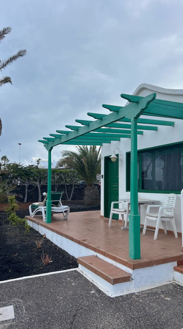 Pto Del Carmen, Lanzarote Sunny, Close to Beach, Bungalow, WiFi, TV,  (no.10)