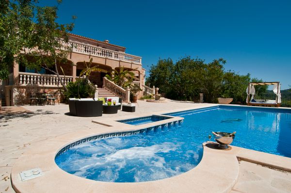 ANTONIO's house