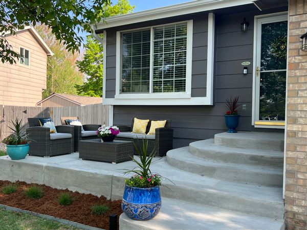 Julie’s dog-friendly home with yard, easy access to Rocky Mountains/Denver/Boulder