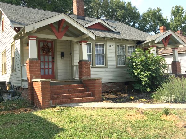 Downtown Durham! Renovated Historic Craftsman Home Walking Distance to "the South's Foodiest Town", Duke, Durham Bulls Baseball