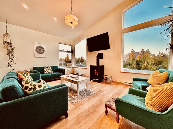 Angus and Domingas hus