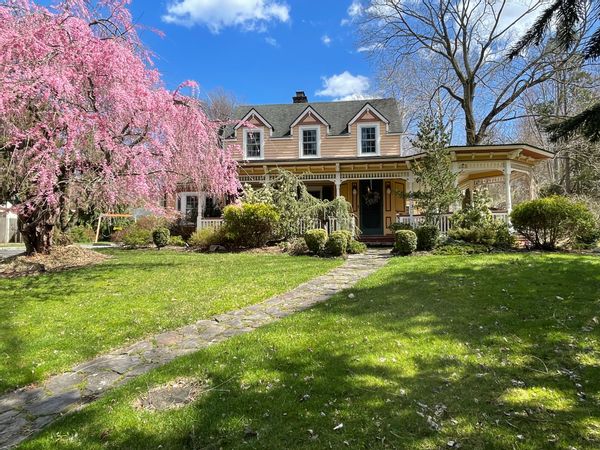 Hudson Valley Pondside Victorian - pool, hot tub, porch, chefs kitchen, and more!