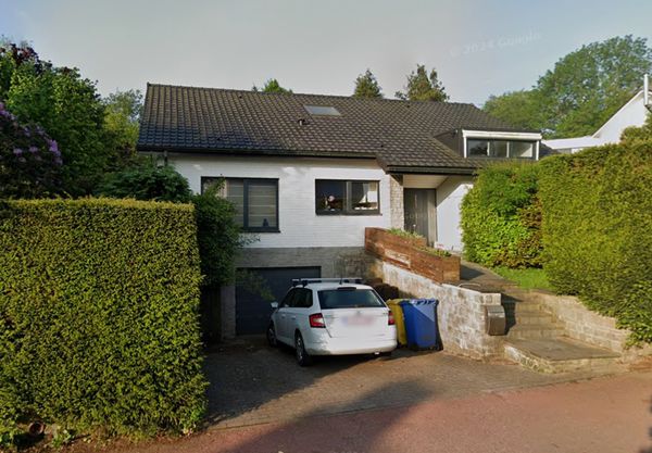 Maelle's house