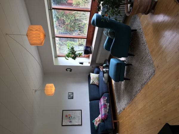 Anna's house